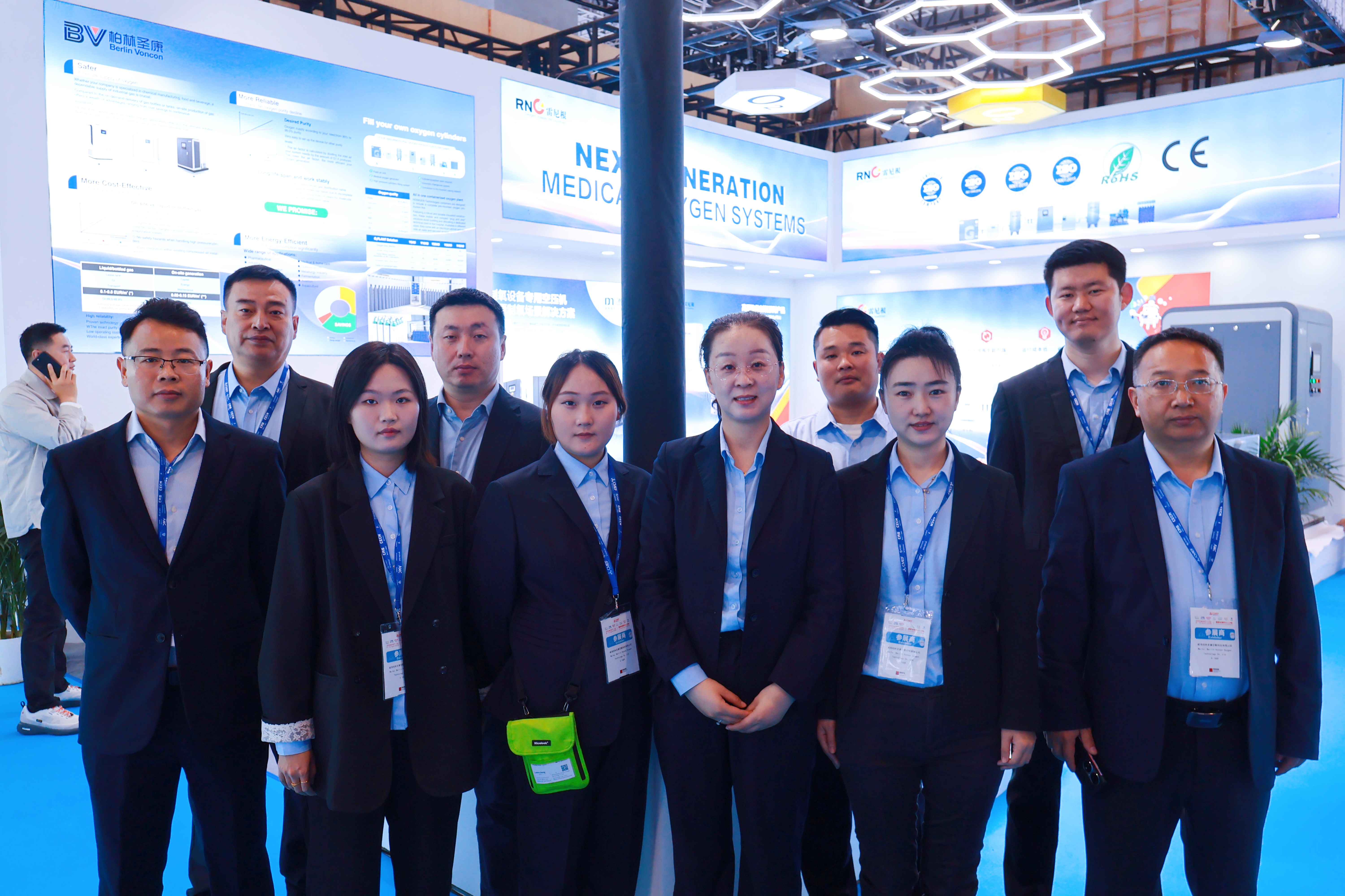 闪耀CMEF！雷尼根四塔制氧技术引全球客商瞩目