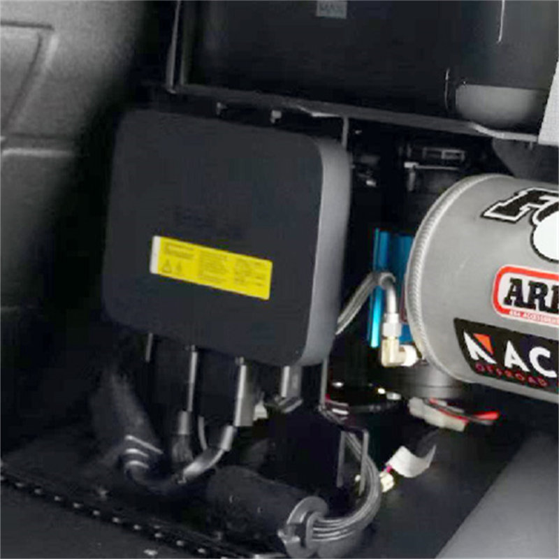 Traveler Mammoth INEOS Grenadier Rear Trunk Side Expansion