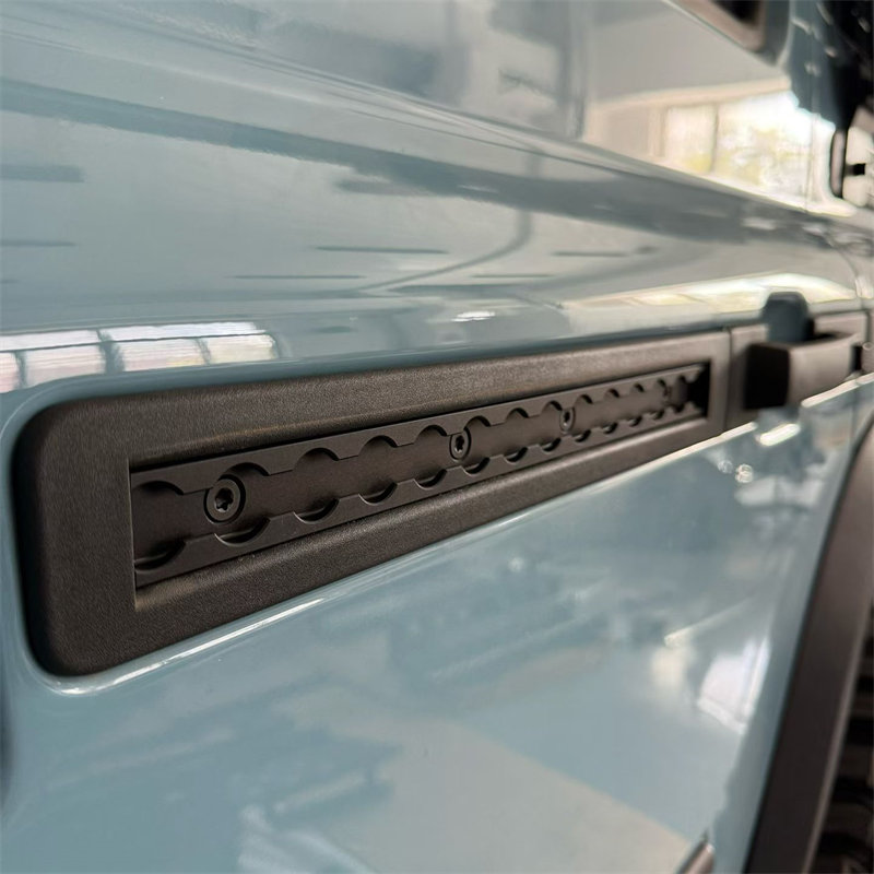 Traveler Mammoth INEOS Grenadier Side Door Expansion Rail